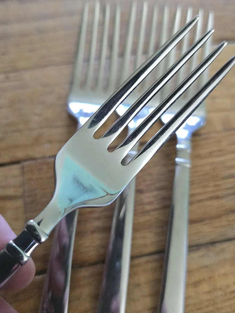 4 Dinner Forks Heritage Mint Ltd BENTLEY Stainless Glossy 18/10 Flatware 7 3/4